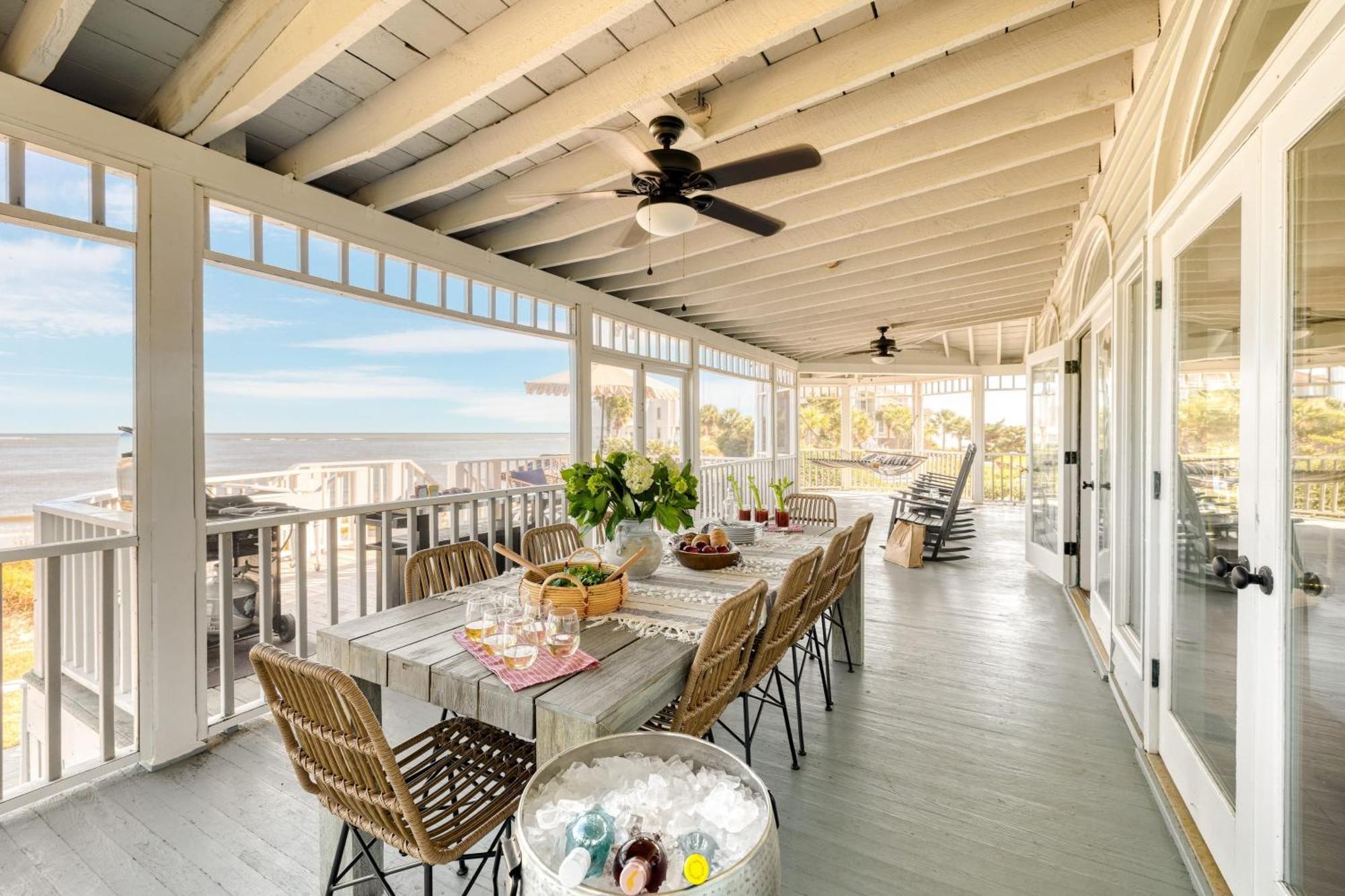 Haven By Avantstay Luxury Beachfront Home W Pool Gorgeous Patios Sullivans Island Exterior photo